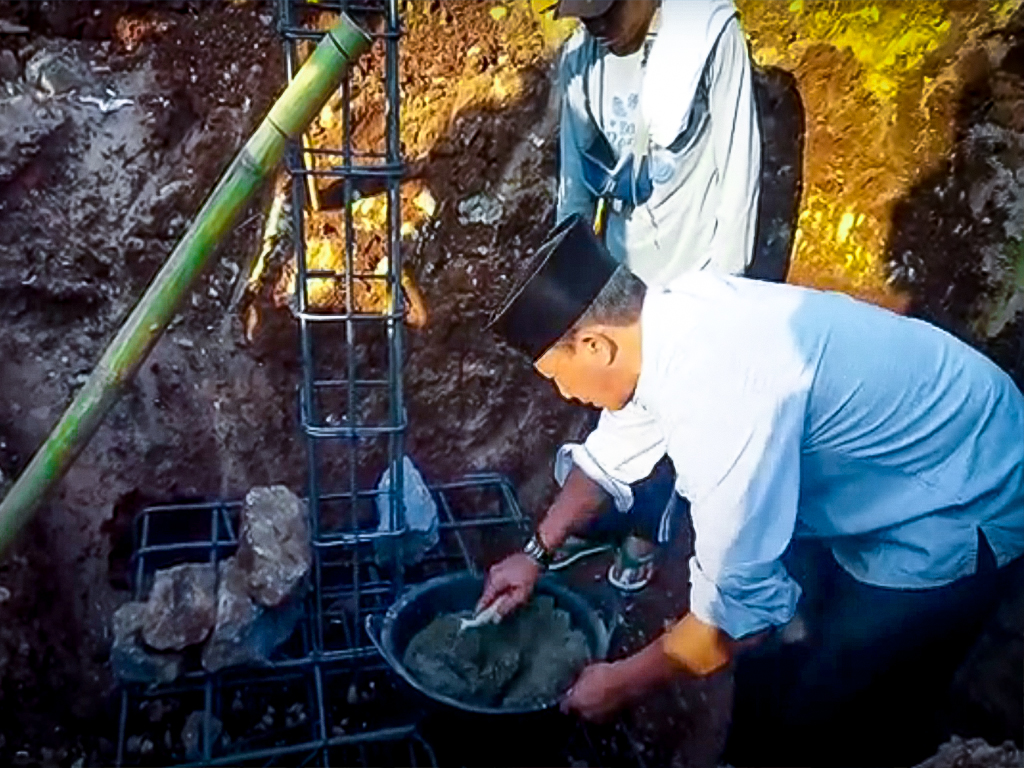 PELETAKAN BATU